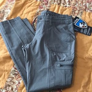 KUHL NWT sz 4 color - slate